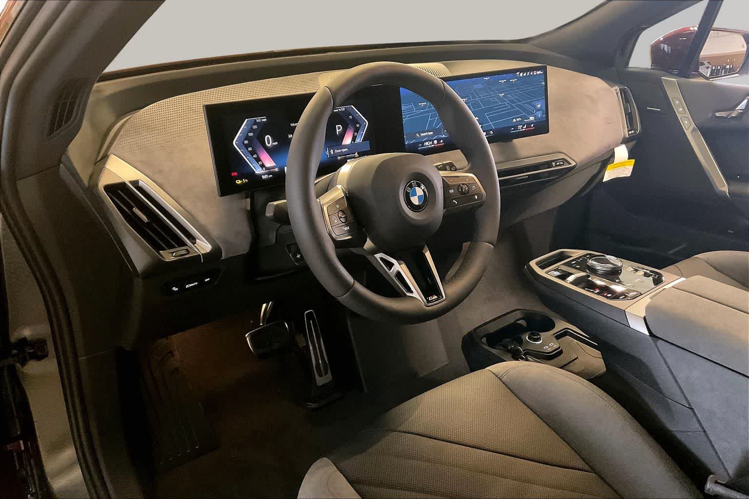 New 2026 Aventurin Red Metallic BMW xDrive60 image 8
