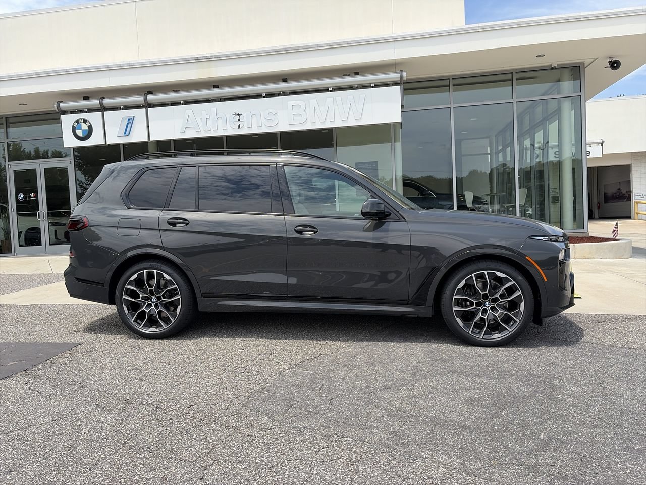 New 2027 Dravit Grey Metallic BMW xDrive40i image 9