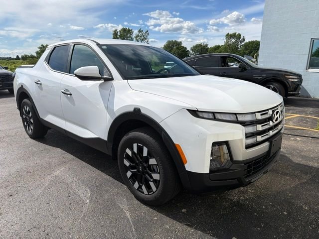 Used 2025 Atlas White Hyundai SE image 1