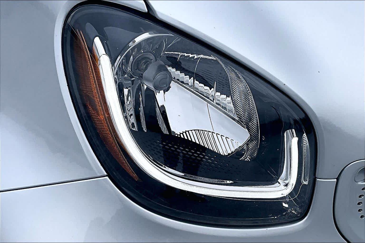 Used 2017 Cool Silver Metallic smart prime image 23