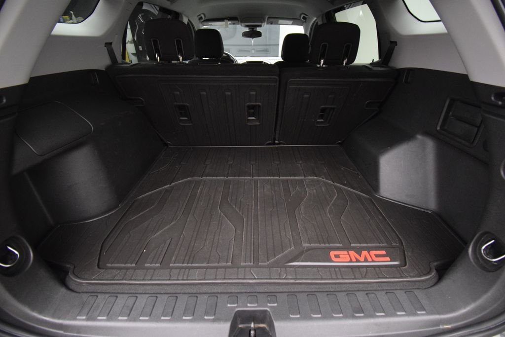 Used 2020 Gray GMC SLE image 21