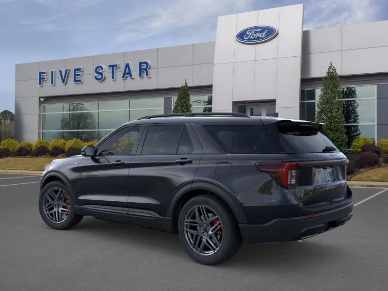 New 2026 Agate Black Metallic Ford ST-Line image 5