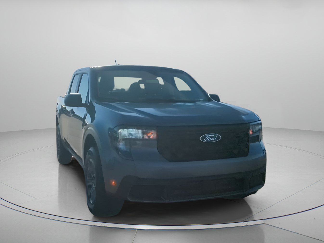 New 2026 Carbonized Gray Metallic Ford XLT image 4