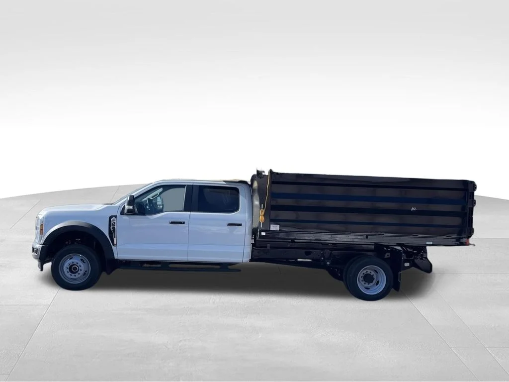 New 2026 Oxford White Ford F-450® XL image 5