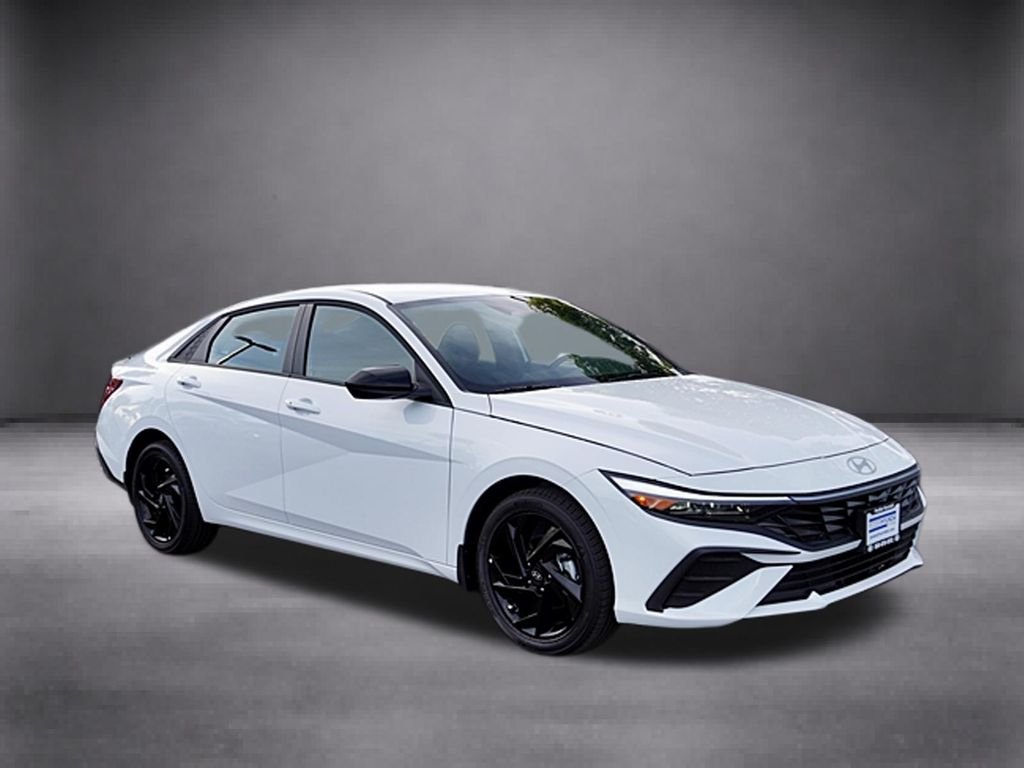New 2026 White Hyundai SEL Sport image 6