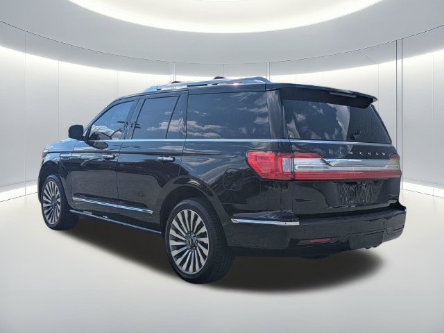 Used 2018 Black Lincoln Reserve image 4