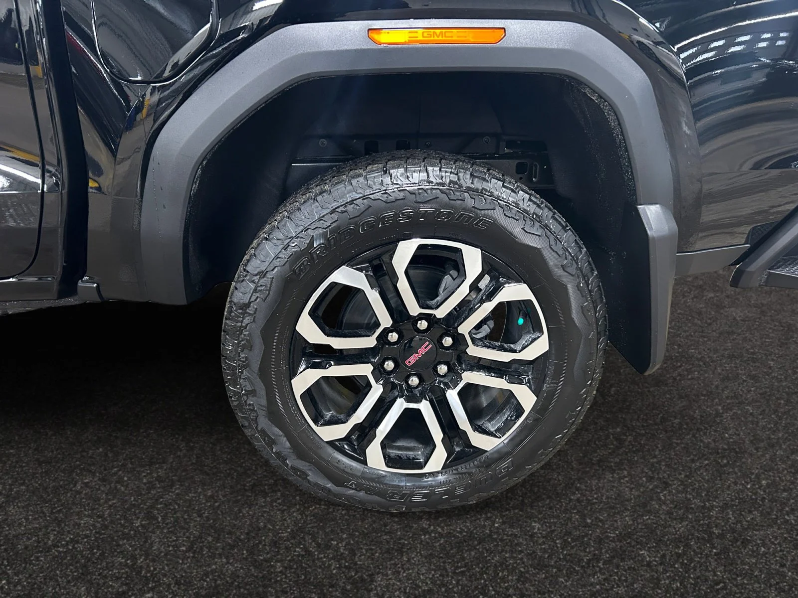 New 2026 Onyx Black GMC AT4 image 9