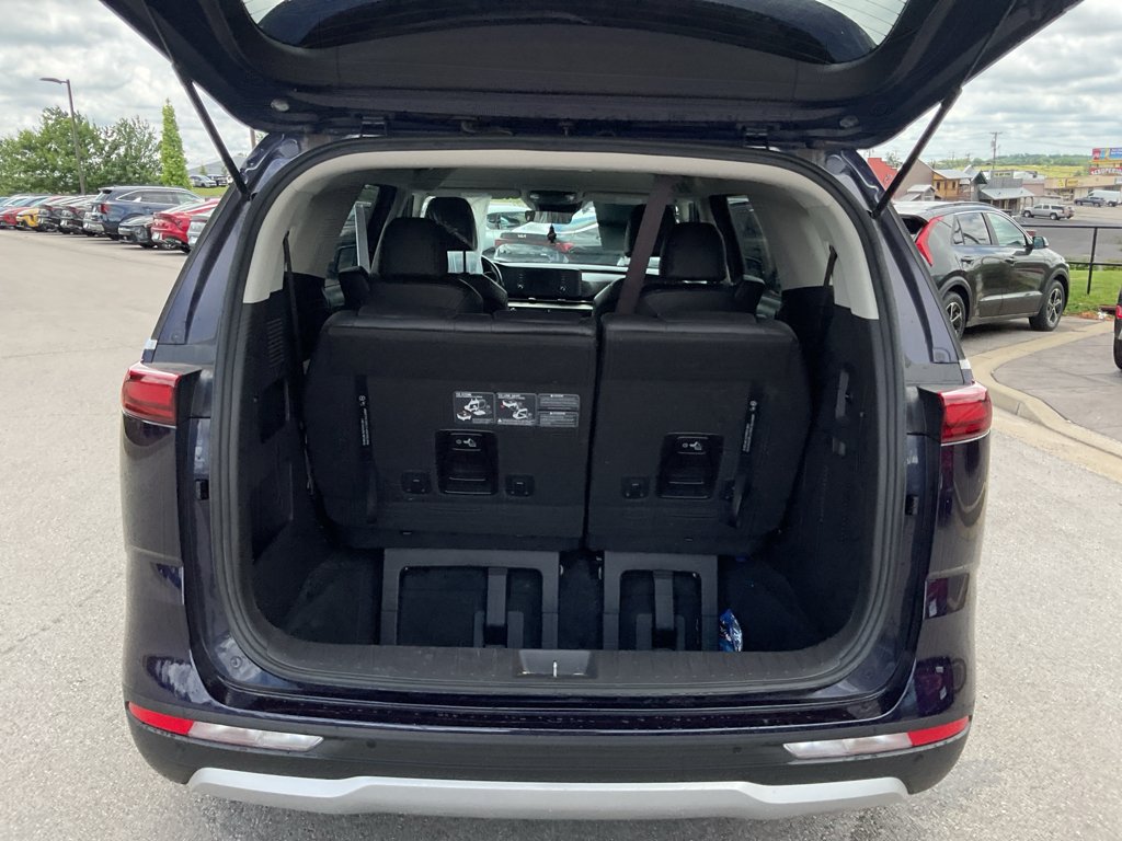 Used 2022 Deep Chroma Blue Kia LXS image 15