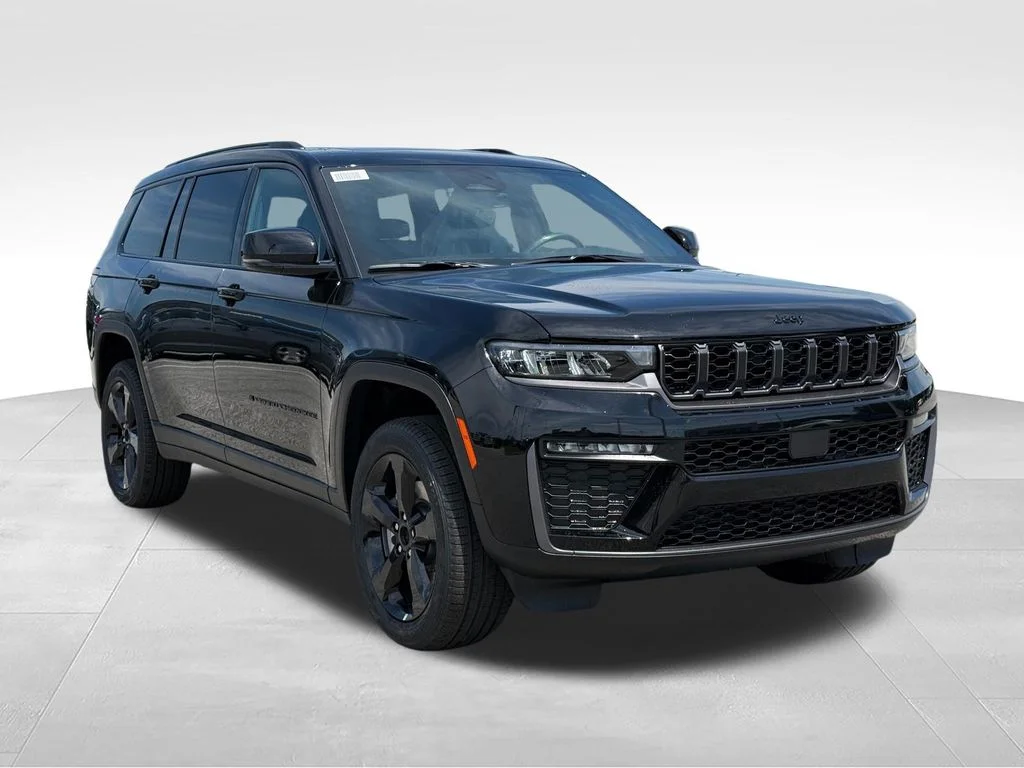 New 2026 Diamond Black Crystal Pearl-Coat Exterior Paint Jeep Limited image 30
