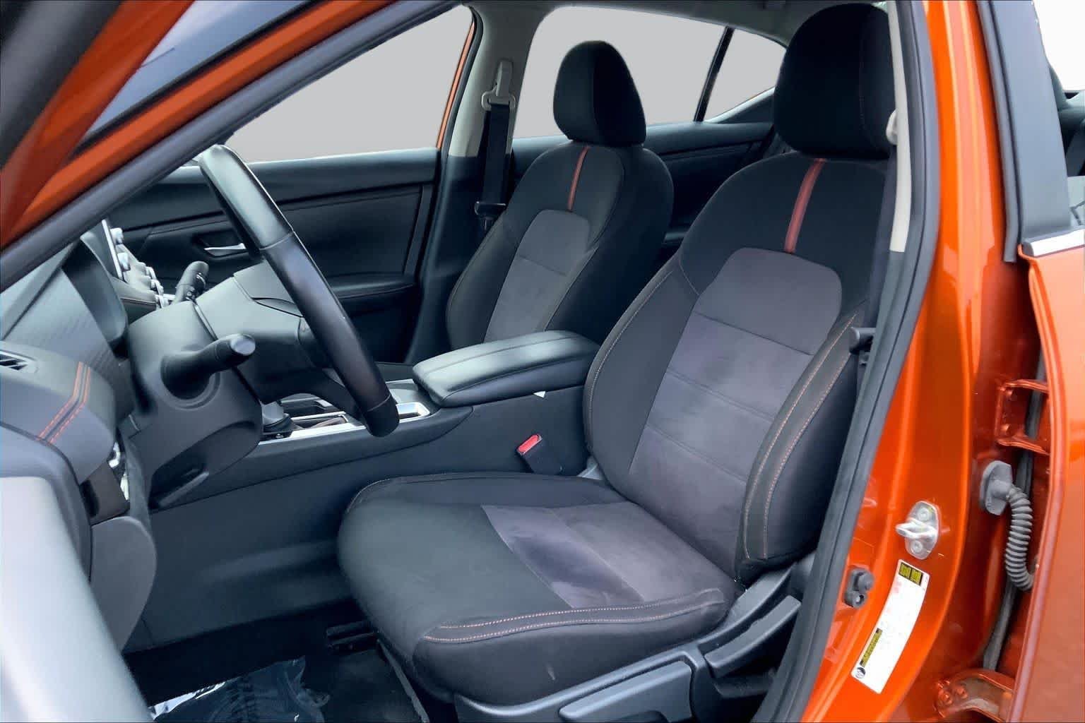 Used 2025 Monarch Orange Metallic/Super Black Nissan SR image 8