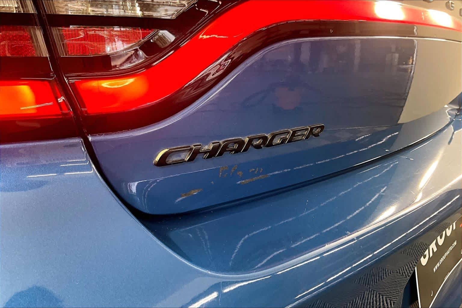 Used 2020 Frostbite Dodge R/T image 29