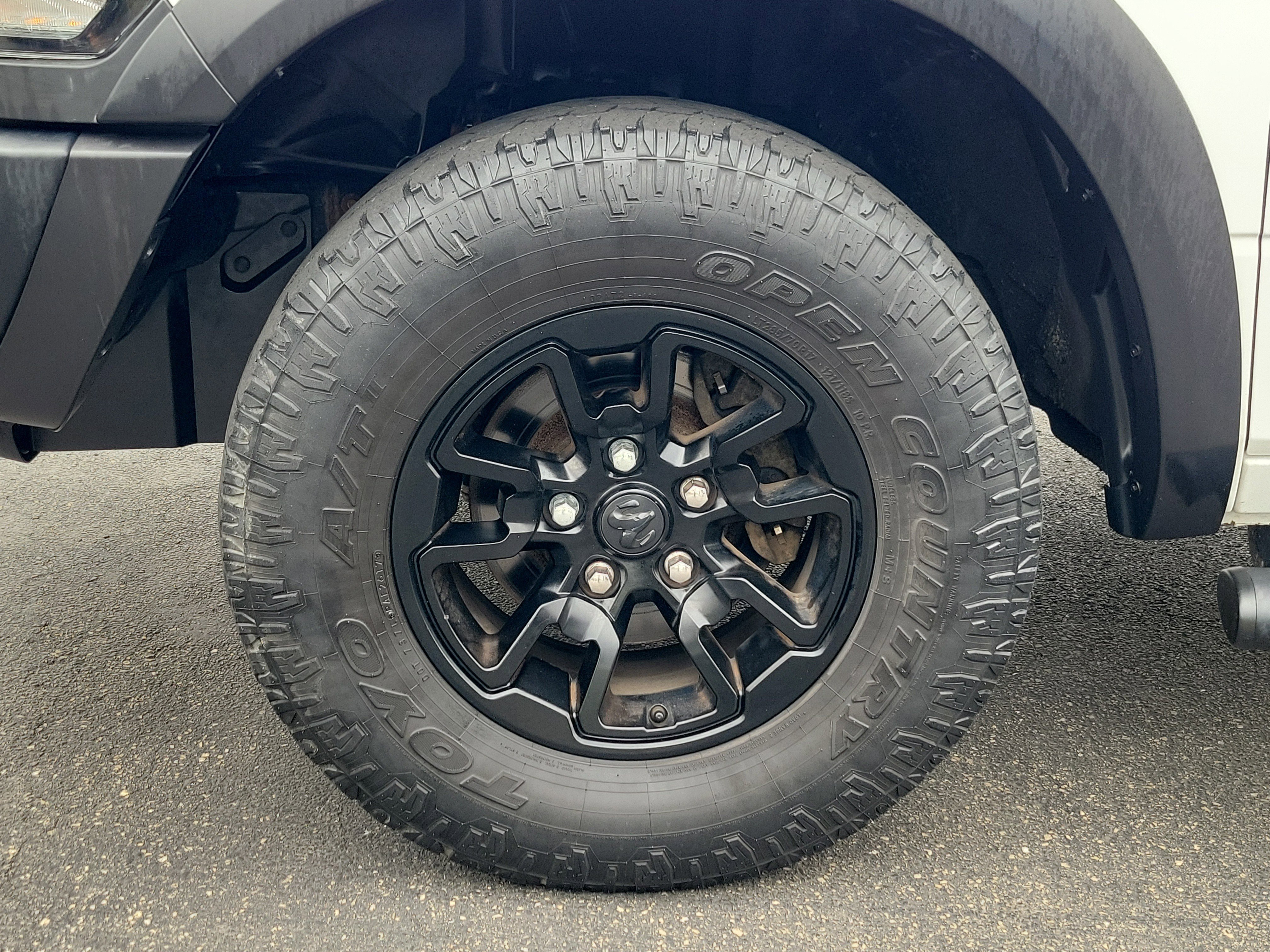 Used 2017 Bright White Clearcoat Ram Rebel image 4