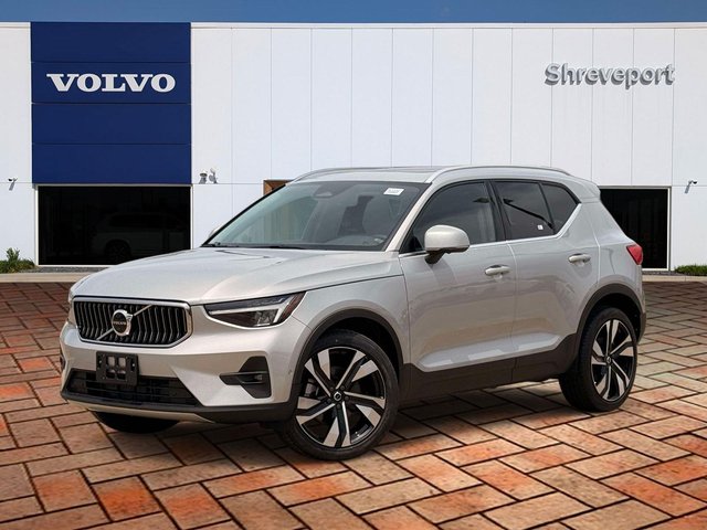 2023 Volvo XC40 Plus