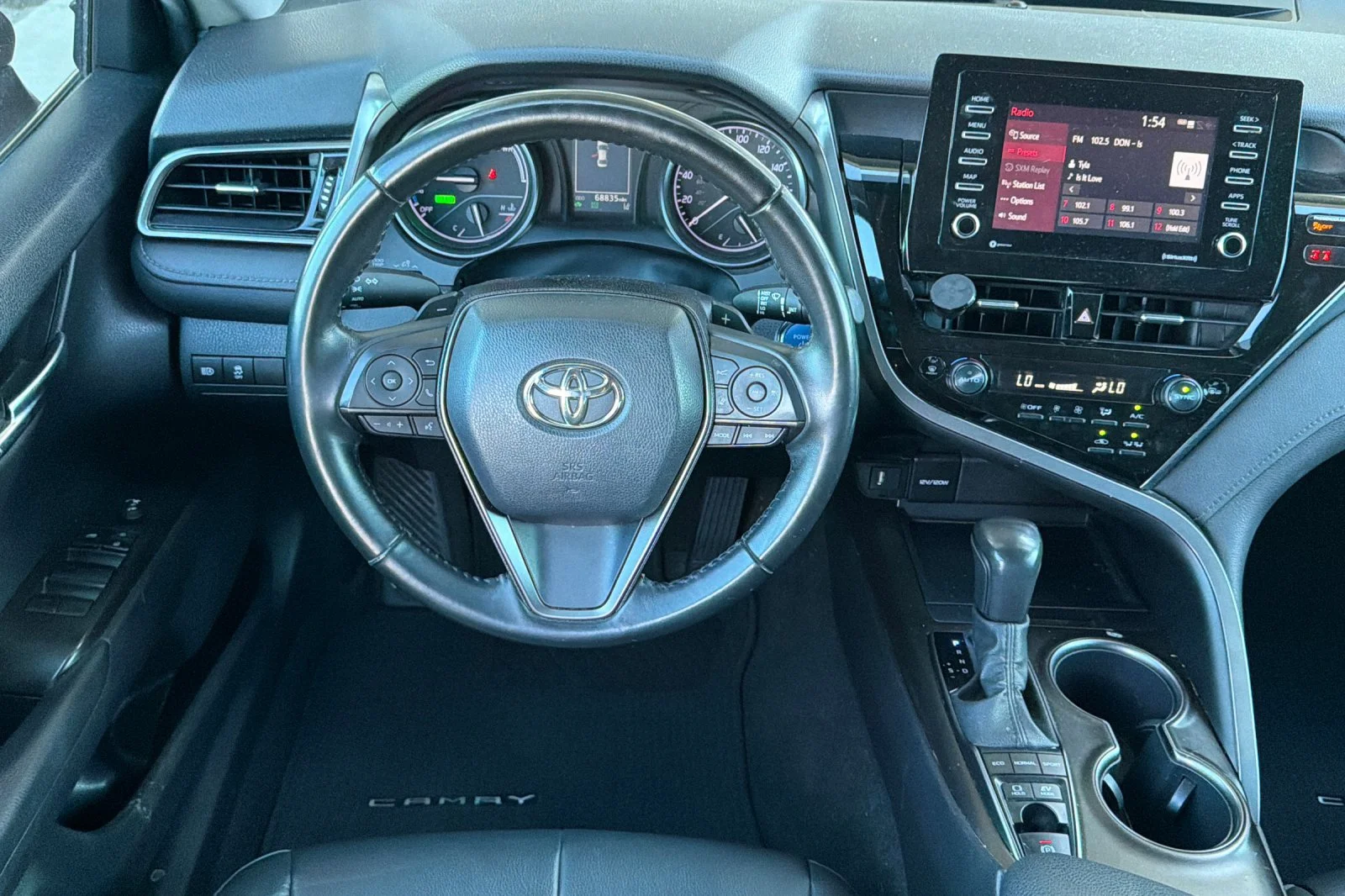Used 2022 Red Toyota SE image 18