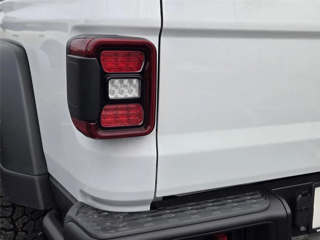 New 2026 Bright White Clearcoat Jeep Rubicon image 9