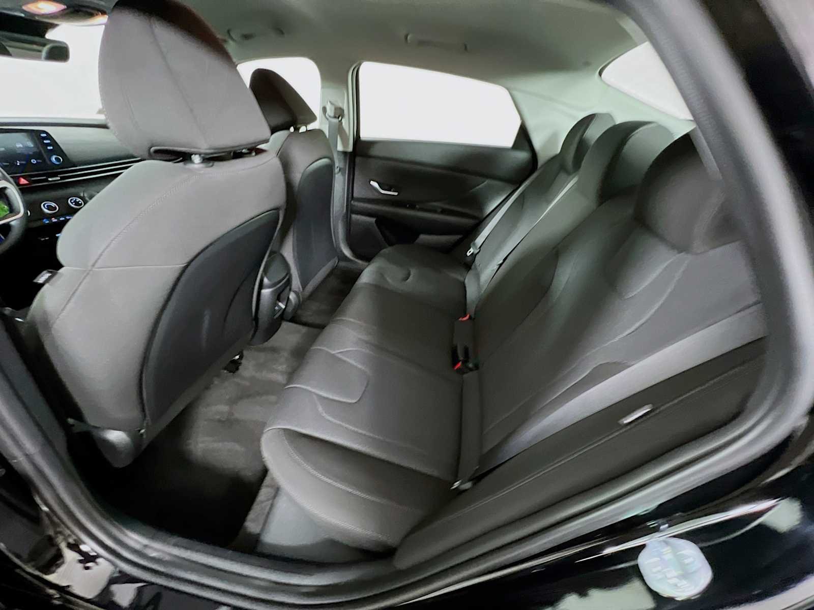 Certified Used 2025 Abyss Black Hyundai SE image 24