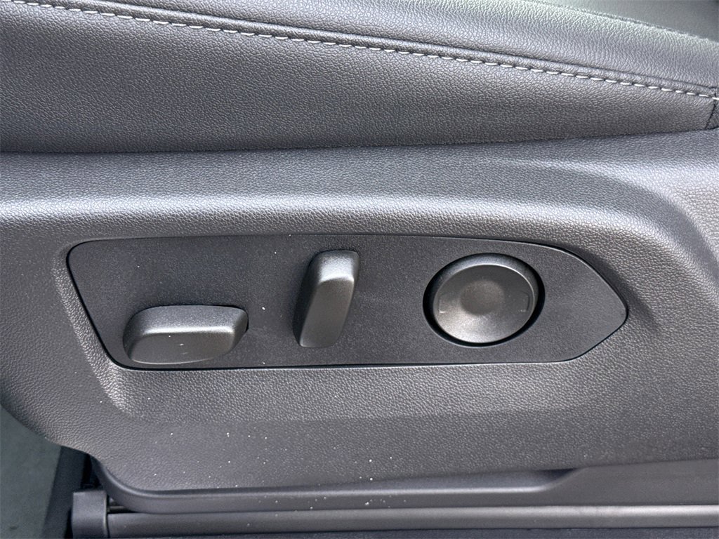 2026 GMC SIERRA - Image 16