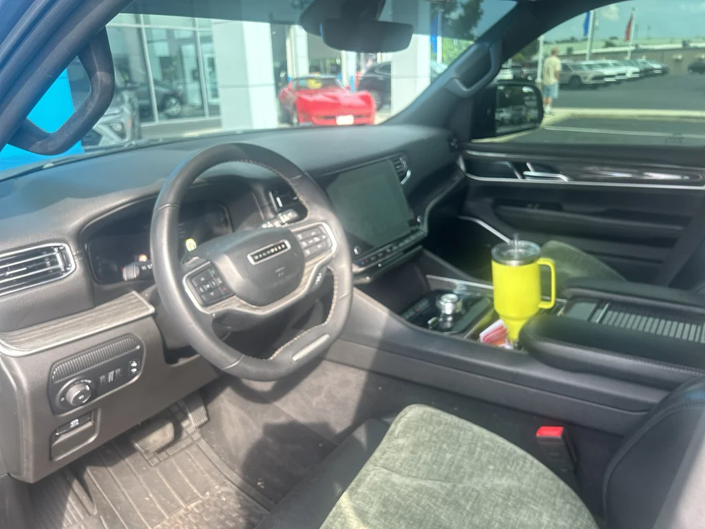 Used 2022 Black Jeep Series II image 3