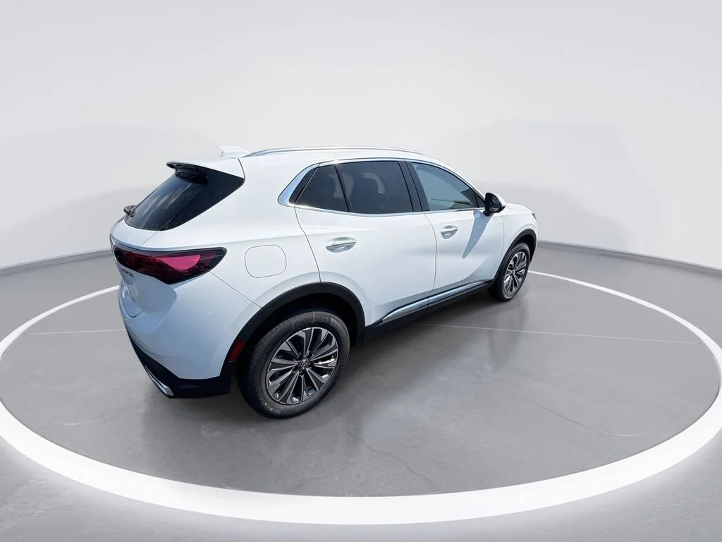 New 2026 Summit White Buick Preferred image 7