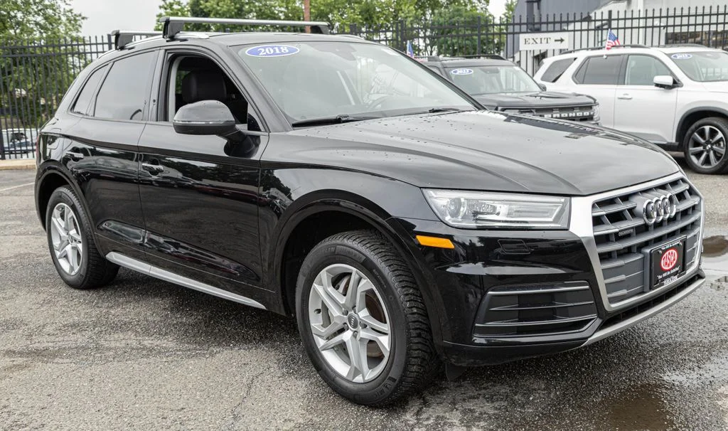 Used 2018  Audi 2.0T Premium image 9