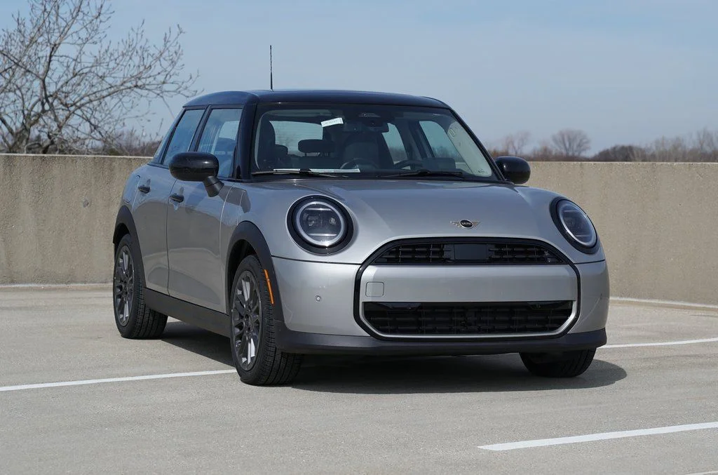 2026 MINI Hardtop's photo