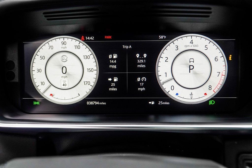 Used 2022 Black Land Rover SVAutobiography image 36