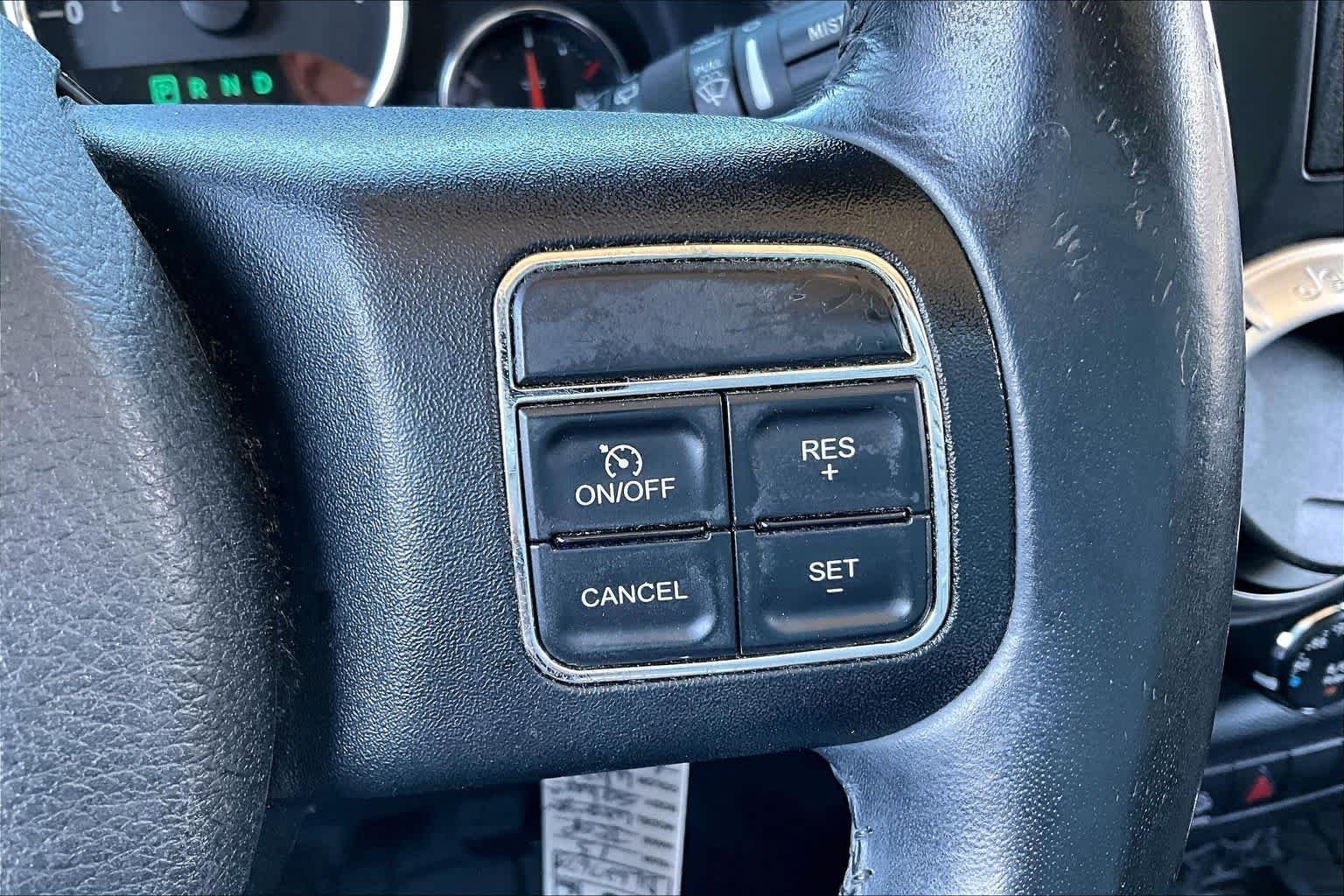 Used 2013 Bright White Jeep Sahara image 19