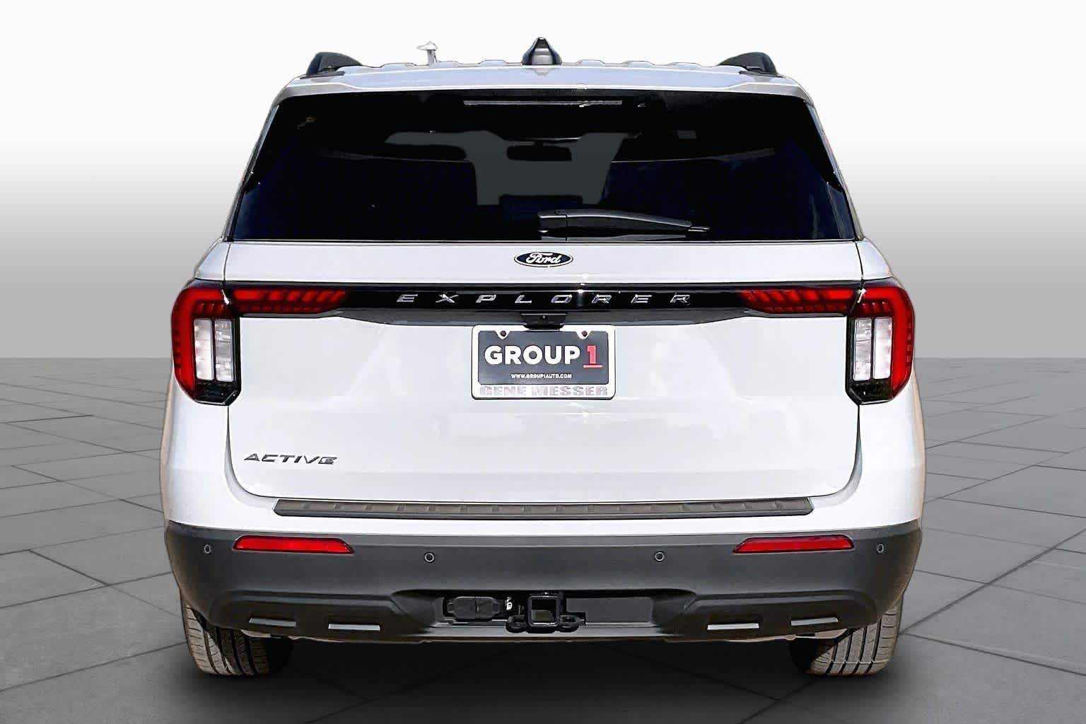 New 2027 Avalanche Gray Ford Active image 4