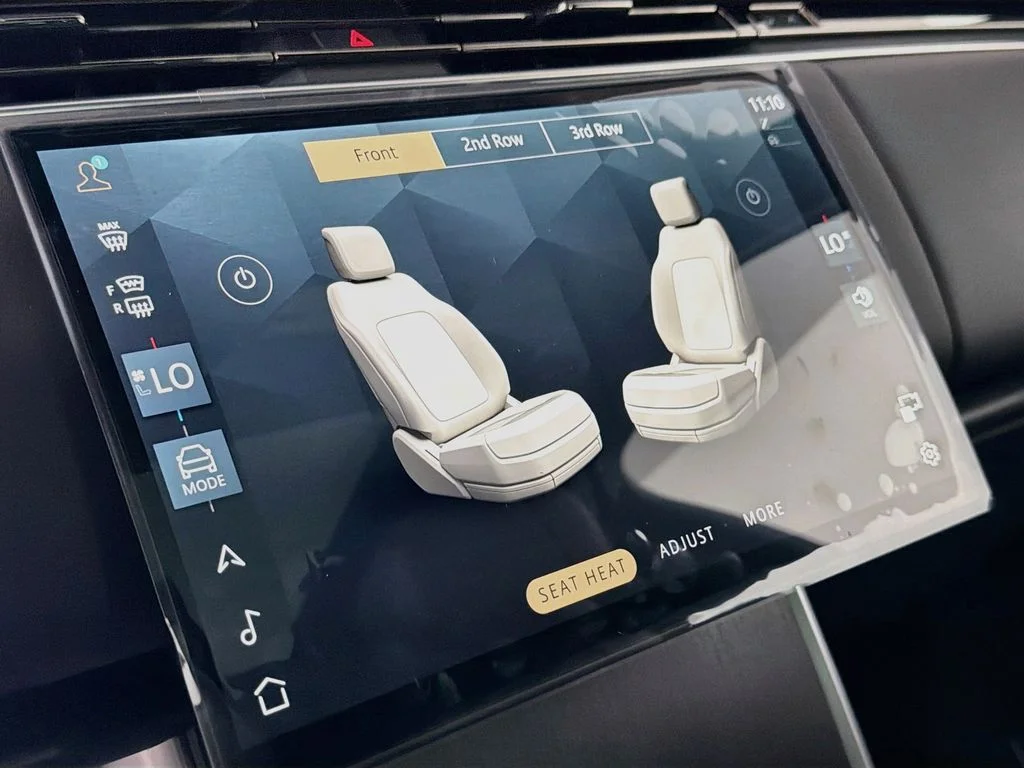 New 2026 Santorini Black Land Rover SE 7 Seats image 21