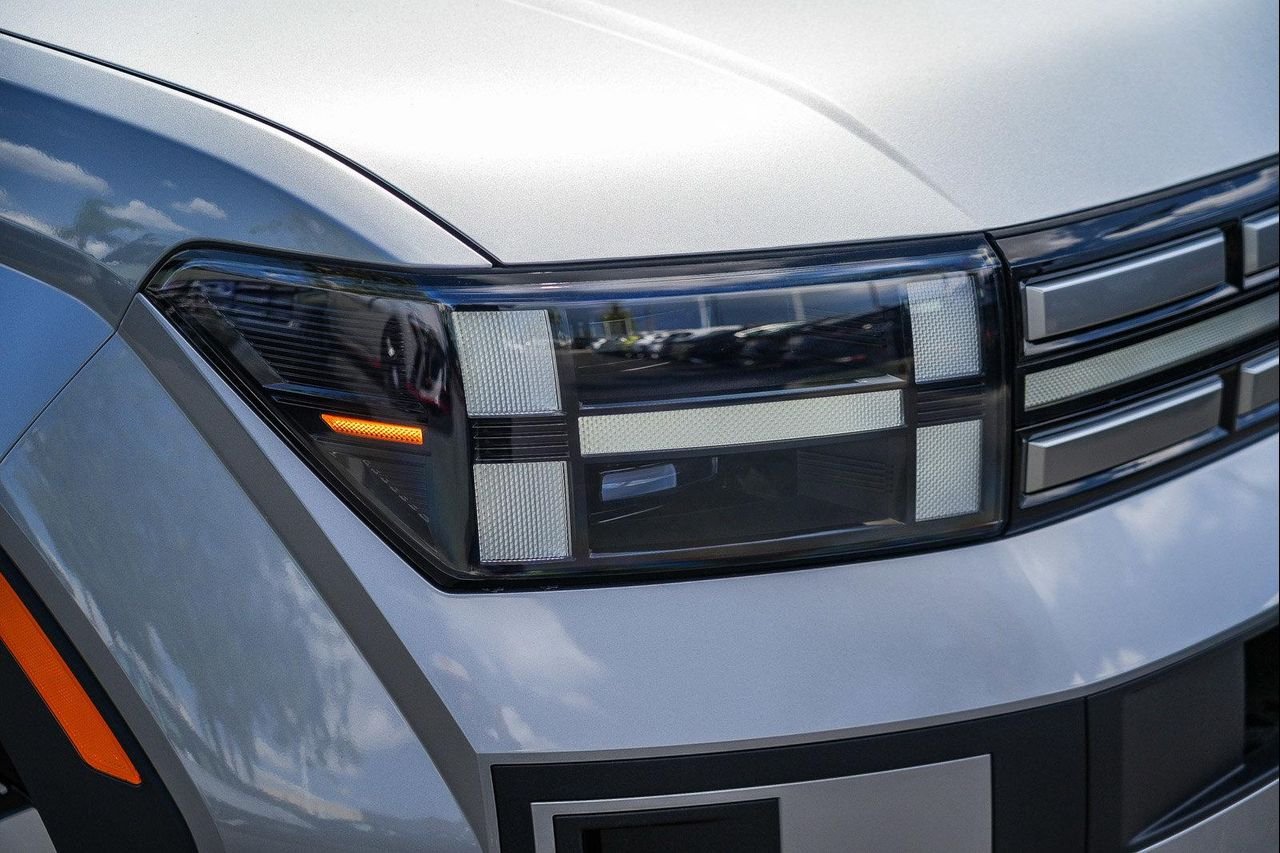 New 2026 Silver Hyundai SEL image 32
