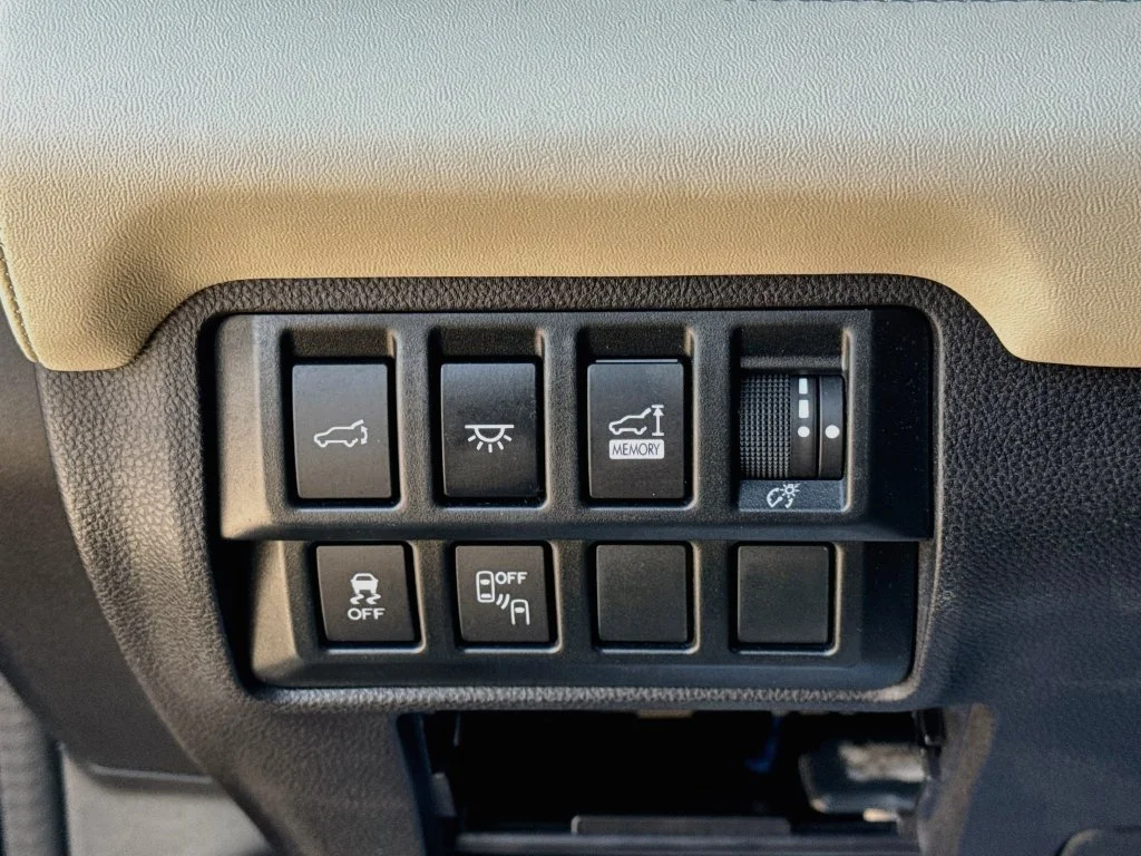 Used 2020 Blue Subaru Touring image 10