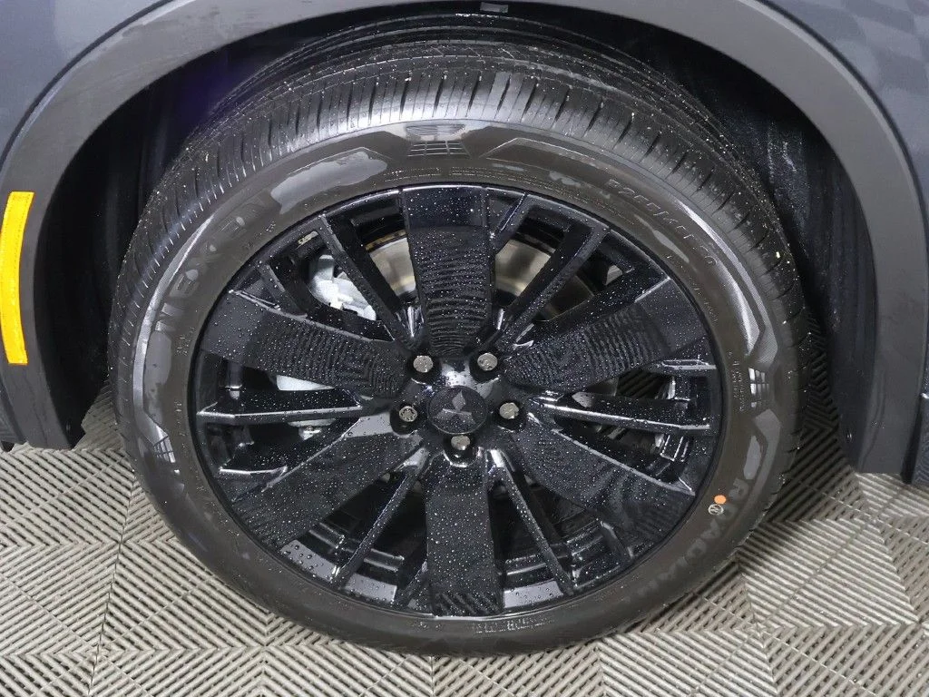New 2026 Gray Mitsubishi Black Edition image 25