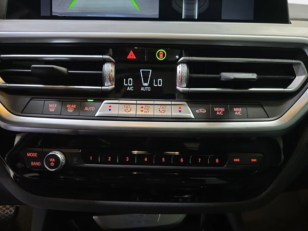 Used 2024 Skyscraper Gray Metallic BMW sDrive30i image 25