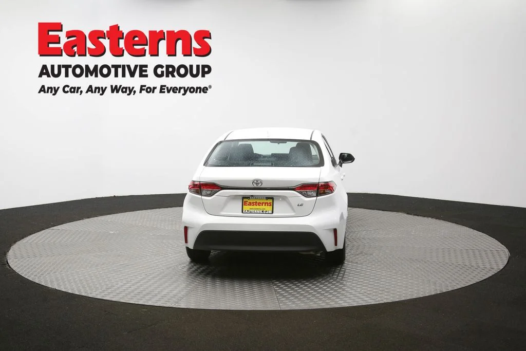 Used 2023 White Toyota LE image 31