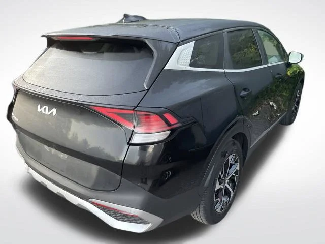 Used 2024 Black Kia EX image 4