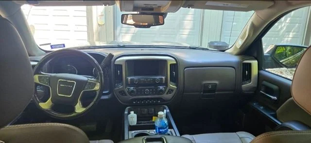 Used 2015 Brown GMC Denali image 5