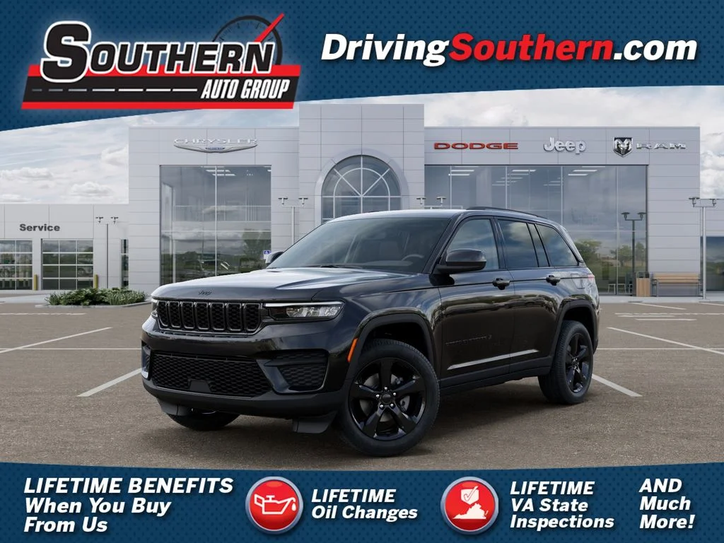 New 2025 Diamond Black Crystal Pearl-Coat Exterior Paint Jeep Laredo image 1