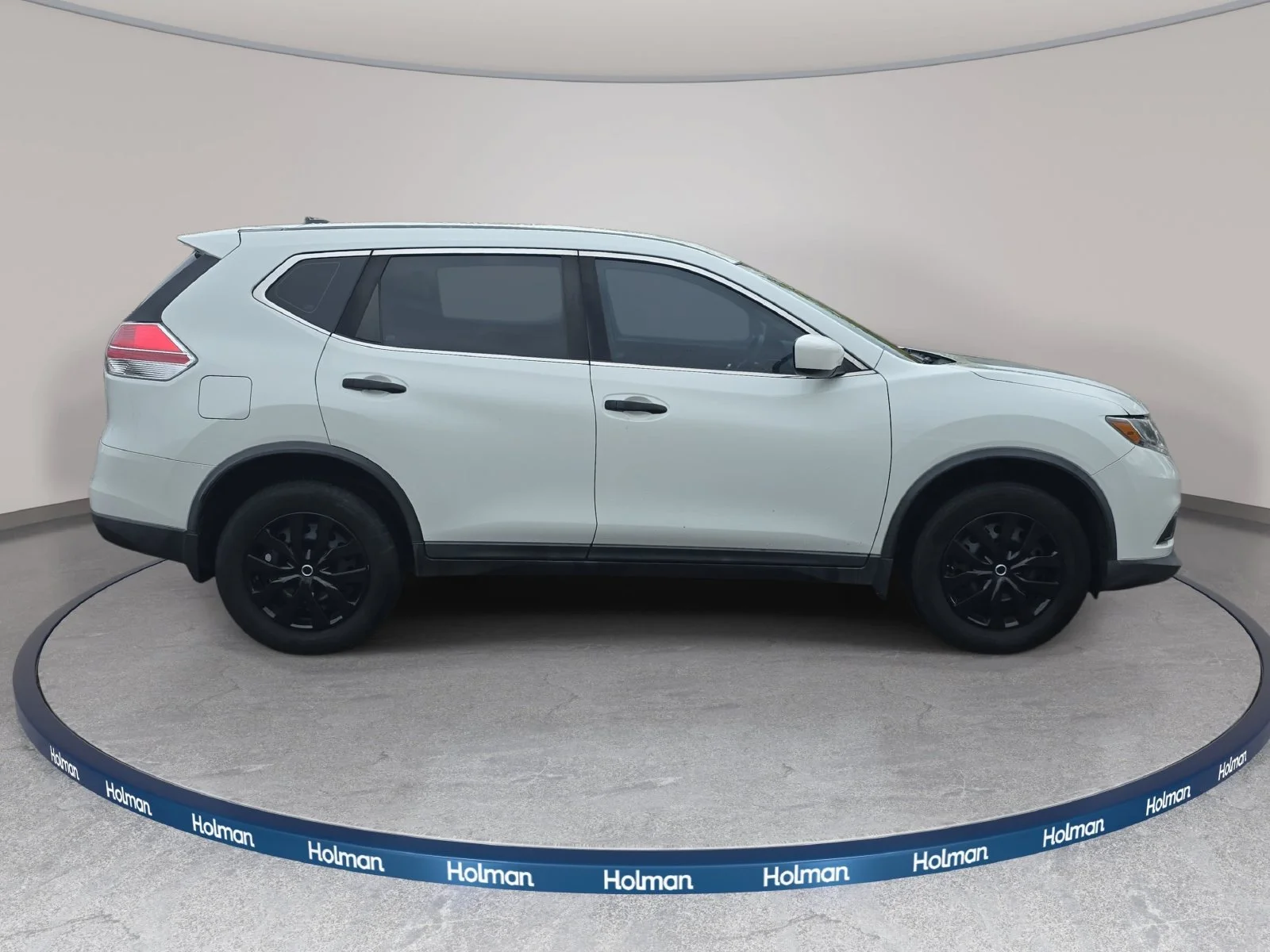Used 2016 Glacier White Nissan S image 5