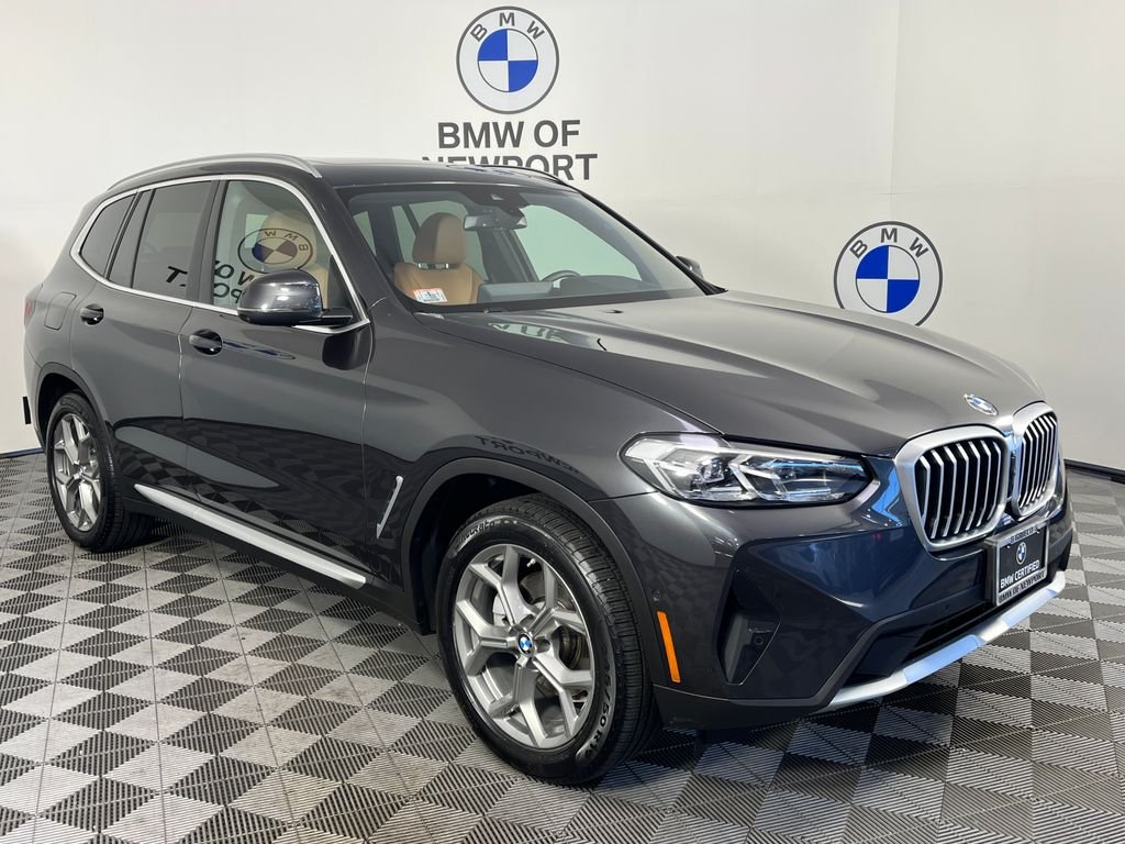 Used 2023 Gray BMW xDrive30i image 1