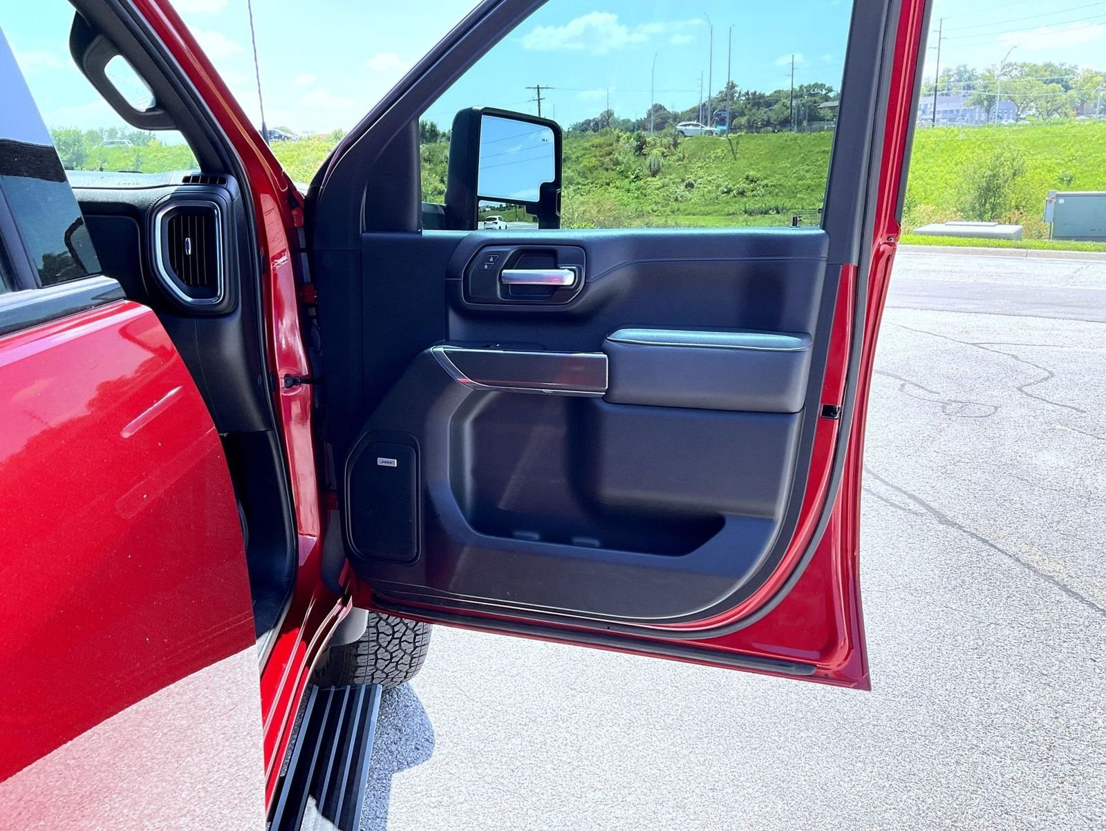 Used 2021 Red GMC AT4 image 16