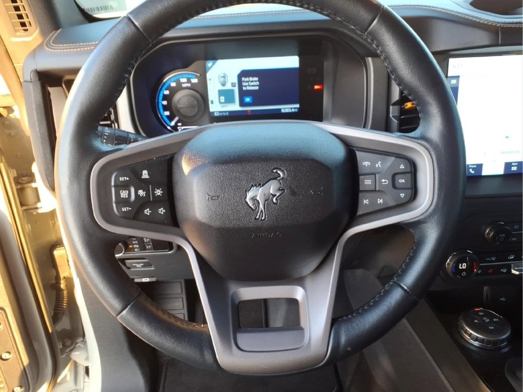 Used 2024 Green Ford Badlands image 21