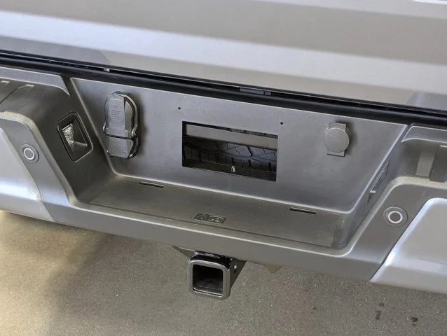 New 2026 Carbonized Gray Metallic Ford Lariat® image 64