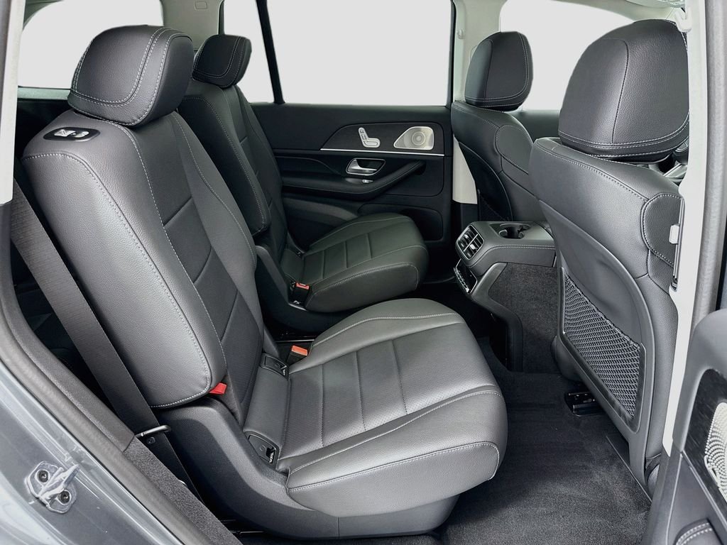 New 2026 Selenite Grey Metallic Mercedes-Benz GLS 450 image 21