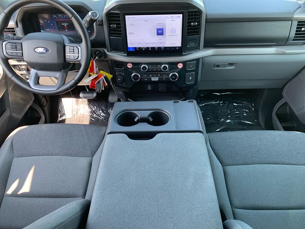 Used 2025 Black Ford XLT image 23