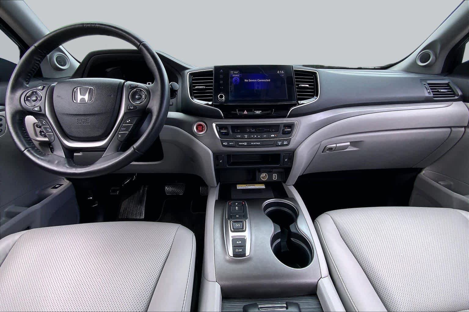 Used 2023 Obsidian Blue Pearl Honda RTL-E image 15