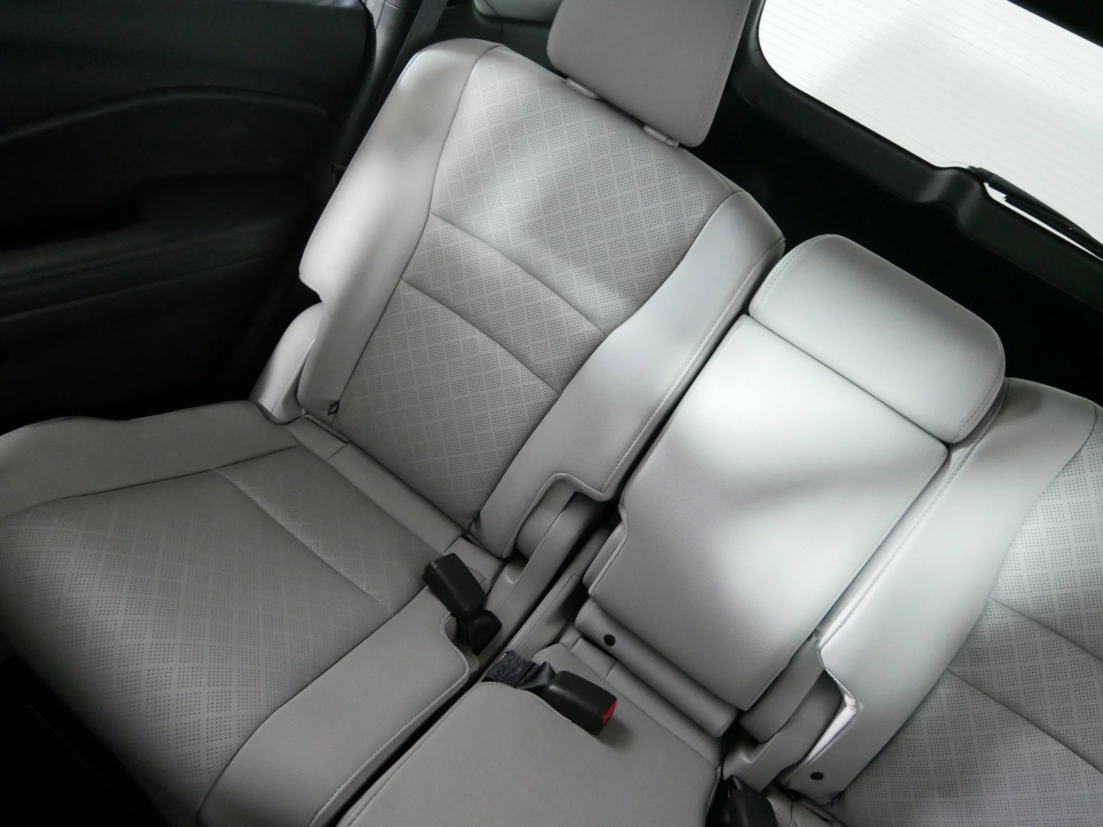 Used 2019 Obsidian Blue Pearl Honda Touring image 12