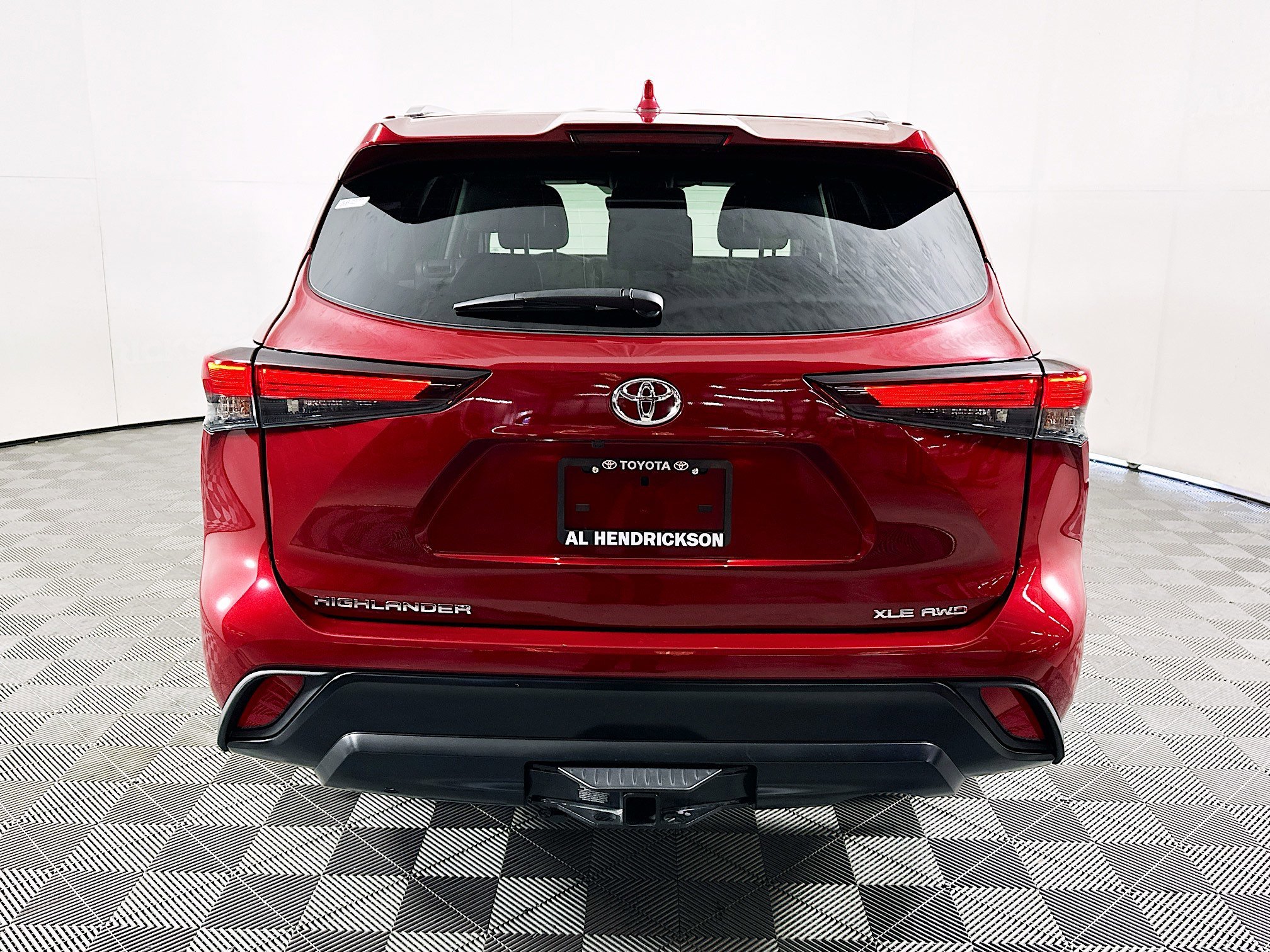 2026 Toyota Highlander thumbnail 6
