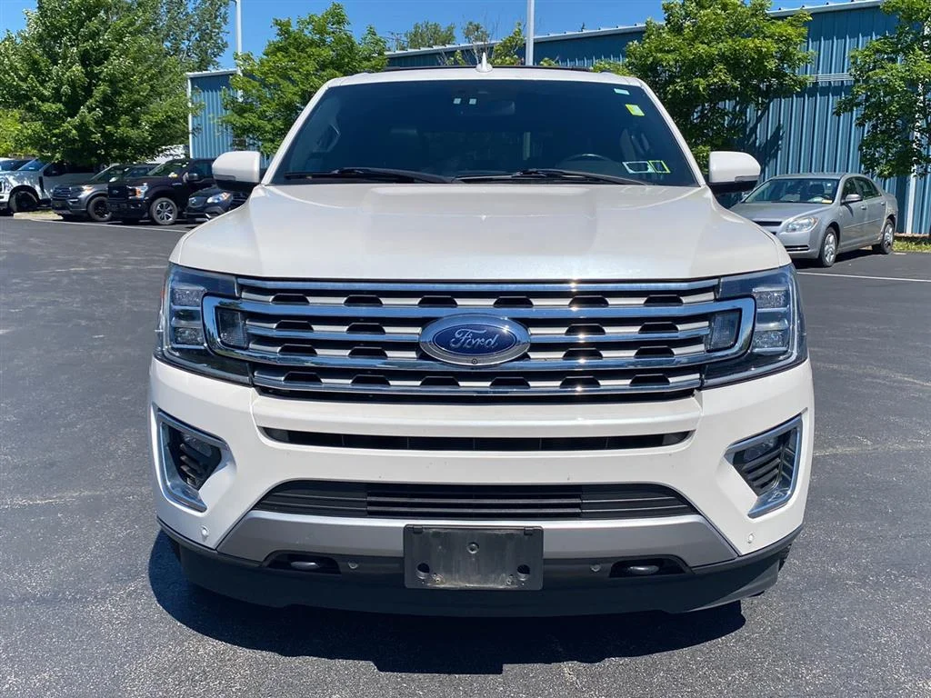 Used 2018 White Platinum Metallic Tri-Coat Ford Limited image 7