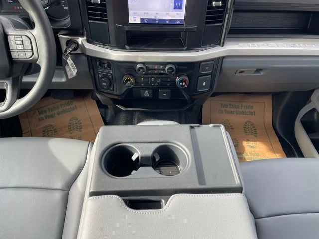 2026 Ford F-350 Super Duty XL - Photo 12