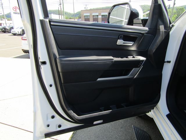 Certified Used 2023 Pearl Toyota Platinum image 18